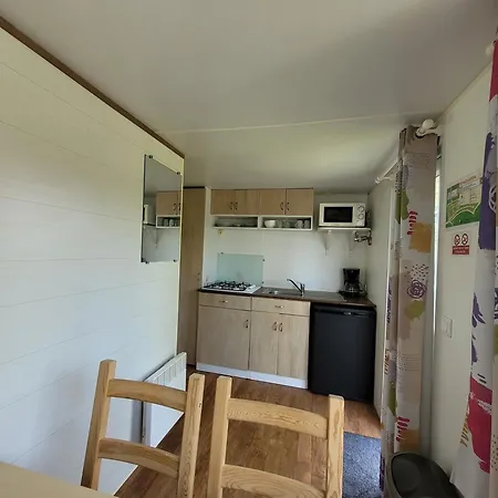 Camping Les 2 Salamandres Arces-sur-Gironde Extérieur photo