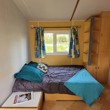 Camping Les 2 Salamandres Arces-sur-Gironde Exterior photo
