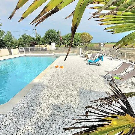 Camping Les 2 Salamandres Arces-sur-Gironde Exterior photo