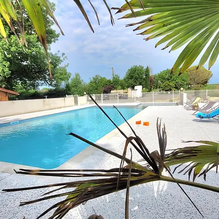 Camping Les 2 Salamandres Arces-sur-Gironde Exterior photo