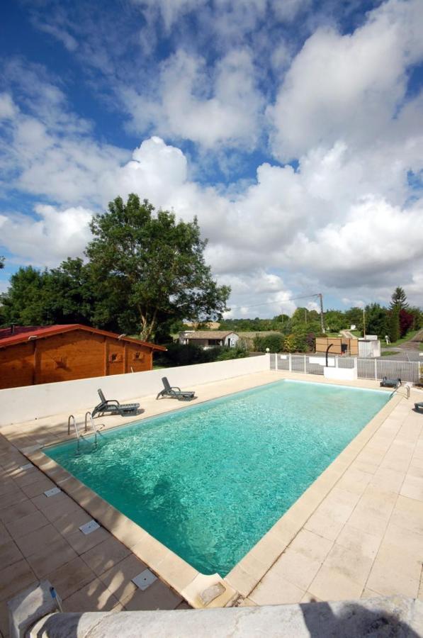 Les 2 Salamandres * Arces-sur-Gironde