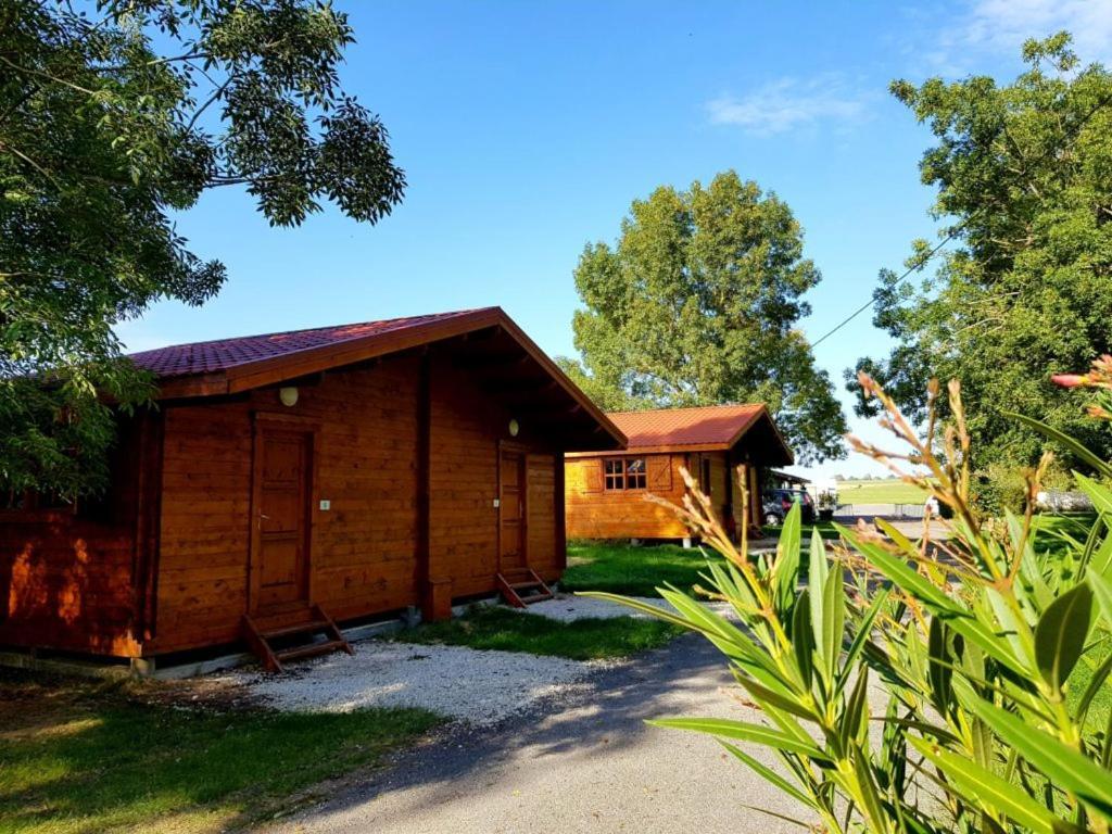 Campingplatz Les 2 Salamandres